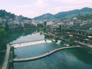 Phượng Hoàng Cổ Trấn nhìn từ trên cao