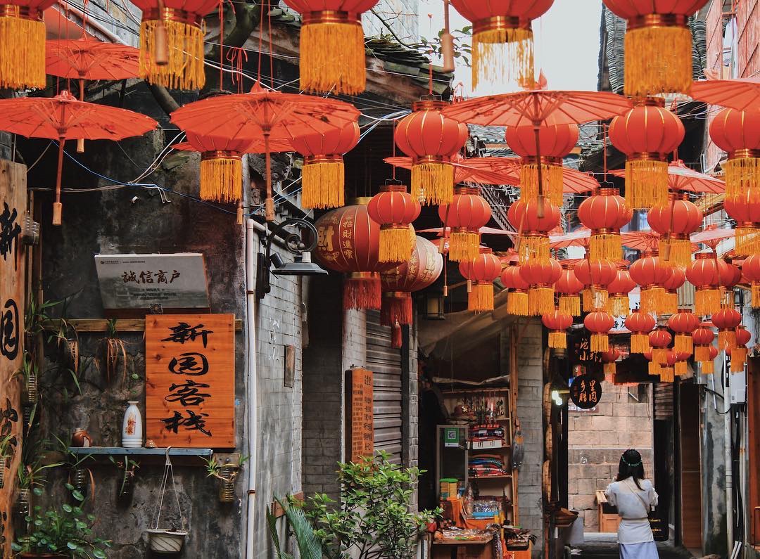 PHƯỢNG HOÀNG CỔ TRẤN – CÁI NÔI CỦA NỀN VĂN HOÁ TRUNG HOA.